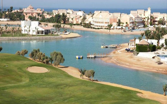   مصر اليوم - الجونة مدينة الجزر المُترابطة والبحيرات الفيروزيّة