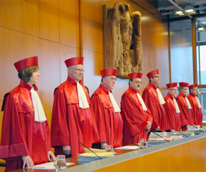   مصر اليوم - بوادر أزمة جديدة في منطقة اليورو