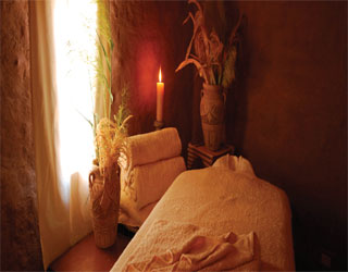 مصر اليوم - الواحات الدَّاخلة فرصة للاستمتاع بدفئ الصَّحراء