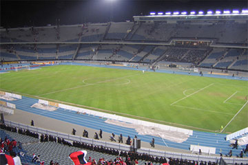   مصر اليوم - ستار افريكا: ملعب الرعب في القاهرة يستضيف بطولة سوبر إفريقيا