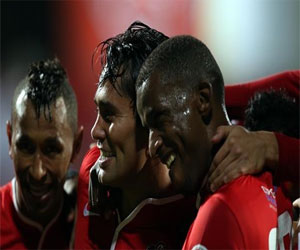   مصر اليوم - الأهلي يحافظ على صدارة الدوري الإماراتي بثلاثية في مرمى الشعب