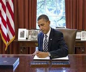   مصر اليوم - أوباما يوقع قانونًا للاصلاح الزراعي