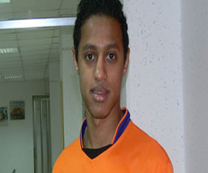   مصر اليوم - سماكة وفتحي ينتظمان في تدريبات التليفونات