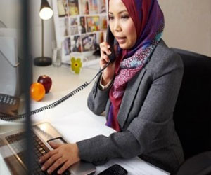   مصر اليوم - المال من المحظورات التي تتكلم فيها المرأة العاملة