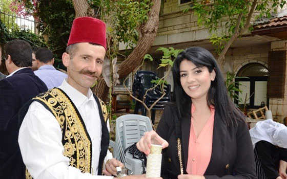   مصر اليوم - نقابة السياحيين تعد قانوناً لإلزام العاملين بالحصول على رخصة مزاولة المهنة