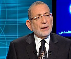   مصر اليوم - القيعي يرفض التعليق علي تعاقد الأهلي مع حسام حسن