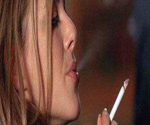   مصر اليوم - التدخين يتسبب في دخول المرأة سن اليأس مبكرًا