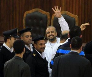   مصر اليوم - تأجيل محاكمة البلتاجي وحجازي في قضية احتجاز محامٍ وهتك عرضه