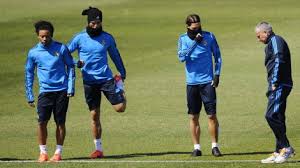   مصر اليوم - مارسيلو يشارك في تدريبات الريال الجماعية