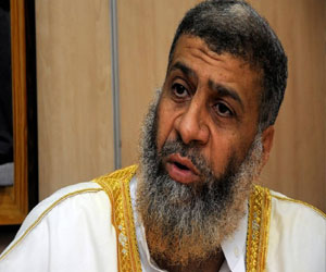   مصر اليوم - دعوى تطالب بإسقاط الجنسية عن محمود عزت وعاصم عبد الماجد