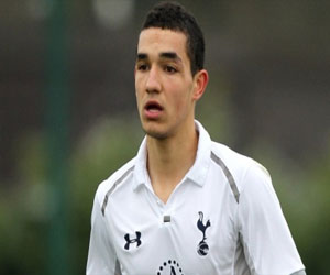   مصر اليوم - صراع بين اتحاديّ الجزائر وفرنسا على ضم المُحترف نبيل بن طالب