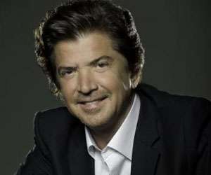   مصر اليوم - الفنان اللبناني وليد توفيق في دبي بعد الدوحة