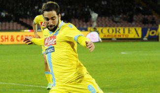   مصر اليوم - باتيستوتا : هيجوايين أفضل من كافاني