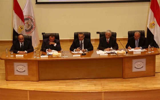   مصر اليوم - مصدر مسؤول يعلن عن بدء مستشار الرئيس مشاورات مع الأمانة الفنية للجنة