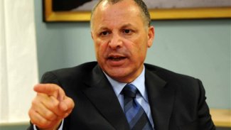   مصر اليوم - رئيس الأهلي المصري يستقوي بـ أبو ريدة في شكواه ضد أبو زيد