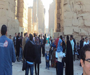   مصر اليوم - متسابقو إبداع 2 يتجولون في معالم الأقصر السياحية