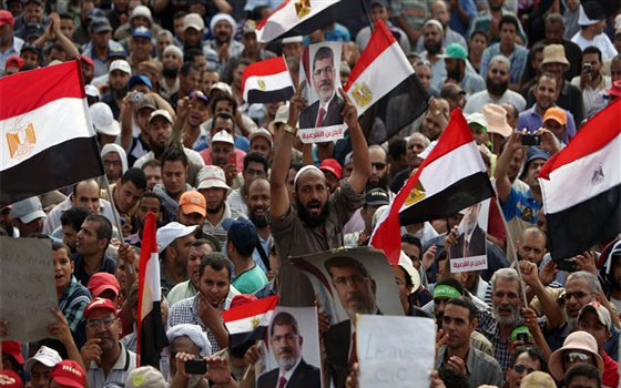   مصر اليوم - قوى سياسيّة ترفض المشاركة في الذّكرى الثالثة للتنحّي تجنّبا للعنف