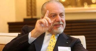   مصر اليوم - دي لورينتيس: تعاقدنا مع بينيتيز لكي يفوز