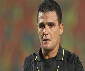   مصر اليوم - عصام عبد الفتاح يطالب بإيقاف الهجوم على الحكام في الدوري