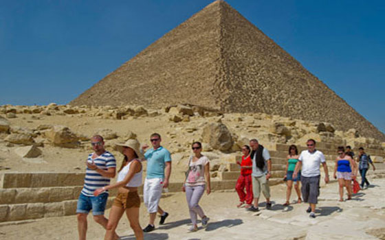   مصر اليوم - الكرداني يؤكد لـمصر اليوم تراجع عدد الفنادق المغلقة إلى 70