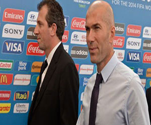   مصر اليوم - زيدان يكشف أن فيغولي هو نجمه المفضل في الجزائري