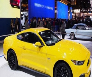 مصر اليوم - فورد موستانج طراز 2015 بمعرض شيكاغو للسيارات