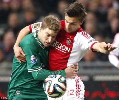   مصر اليوم - تشيلسي يُشعل الصراع على ضم مدافع أياكس