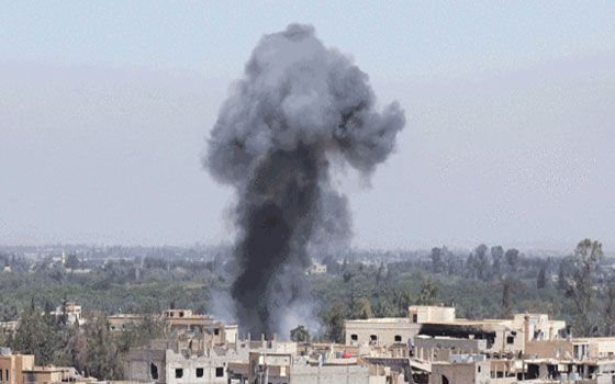   مصر اليوم - قصفُ ديّر الزور و حمص ودرعا وإدّلب واشتباكات في أحيّاء دمشق وريّفها