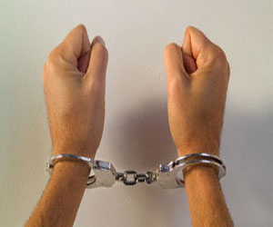   مصر اليوم - السّجن المشدَّد 7 سنوات لعاطل بتهمة الاتِّجار في المخدّرات