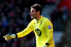   مصر اليوم - جيرو: طلبت من لوريس الانتقال إلى أرسنال