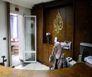 مصر اليوم - تحديد 20فبراير موعدا لبدء محاكمة صحفيي الجزيرة في مصر