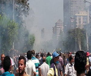   مصر اليوم - أمن أسوان يضبط 14 زجاجة مولوتوف عقب اشتباكات الإخوان بطريق الكورنيش