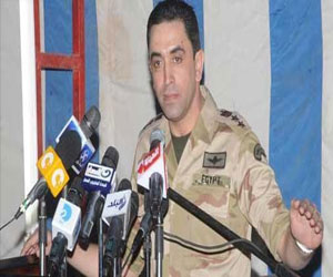   مصر اليوم - المتحدِّث العسكريّ يؤكِّد مقتل إخوانيّ يرتدي حزامًا ناسفًا وتوقيف 7 آخرين