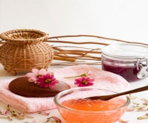 مصر اليوم - اصنعي بنفسك: مقشر طبيعي للشفاه