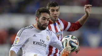   مصر اليوم - ديربي الكالديرون يعود بالضرر على ظهيري الريال