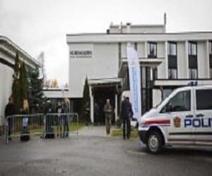   مصر اليوم - صبي في العاشرة أخذ شقيقته البالغة 18 شهراً في نزهة بالسيارة