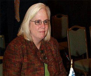 مصر اليوم - السفارة الأميركيّة تنفي خبر زواج السفيرة كونيللي من طباخها