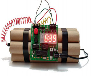   مصر اليوم - خبراء المفرقعات يكتشفون أن الجسم الغريب في سوهاج سلبيّ