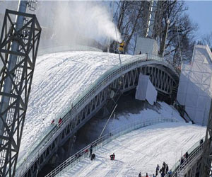 مصر اليوم - الطقس المعتدل يلغي تدريبات تزلج الانحدار في أولمبياد سوتشي