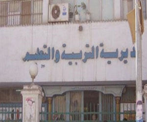   مصر اليوم - موظفون في التربيّة والتعليم يضربون عن الطعام في الدقهليّة