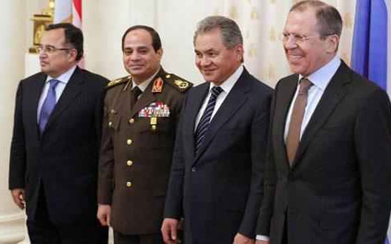   مصر اليوم - سياسيّون مصريّون يشيّدون بزيارّة السيّسي وفهمّي إلى موسكو