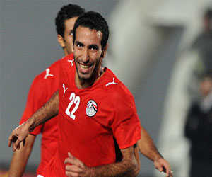   مصر اليوم - أبو تريكة يؤجِّل رحلته لمعايشة فينورد إلى نيسان المقبل