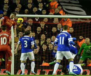   مصر اليوم - إيفرتون يحتفي بمشجع ماليزي مخلص