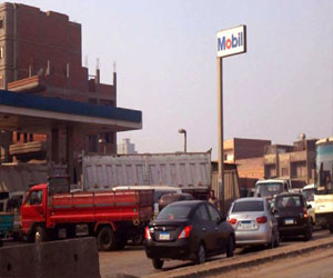   مصر اليوم - نقص السولار والبنزين في محطّات تموين السيّارات في الدقهليّة