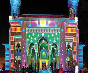   مصر اليوم - مهرجان أضواء الشارقة 2014 ينير معالم الإمارة