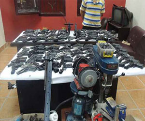 مصر اليوم - ضبط ورشة لتصنيع الأسلحة النارية في الإسكندرية