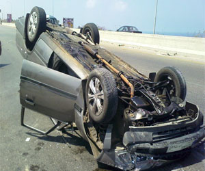 مصر اليوم - إصابة 18 مواطنًا في حادث انقلاب سيارة في السويس