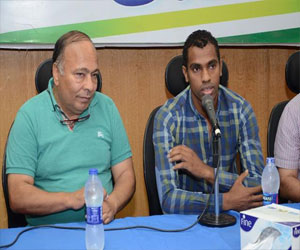   مصر اليوم - حمص يجتمع بنجوم الدراويش لتصحيح وضع الإسماعيلي في الدوري