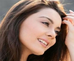 مصر اليوم - الجهة اليسرى من الوجه أكثر جمالًا