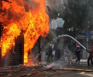   مصر اليوم - مصرع وإصابة 6 أشخاص حريق هائل بأحد مطاعم المنوفية